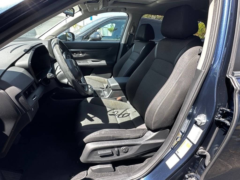 Used 2024  Honda EX image 16