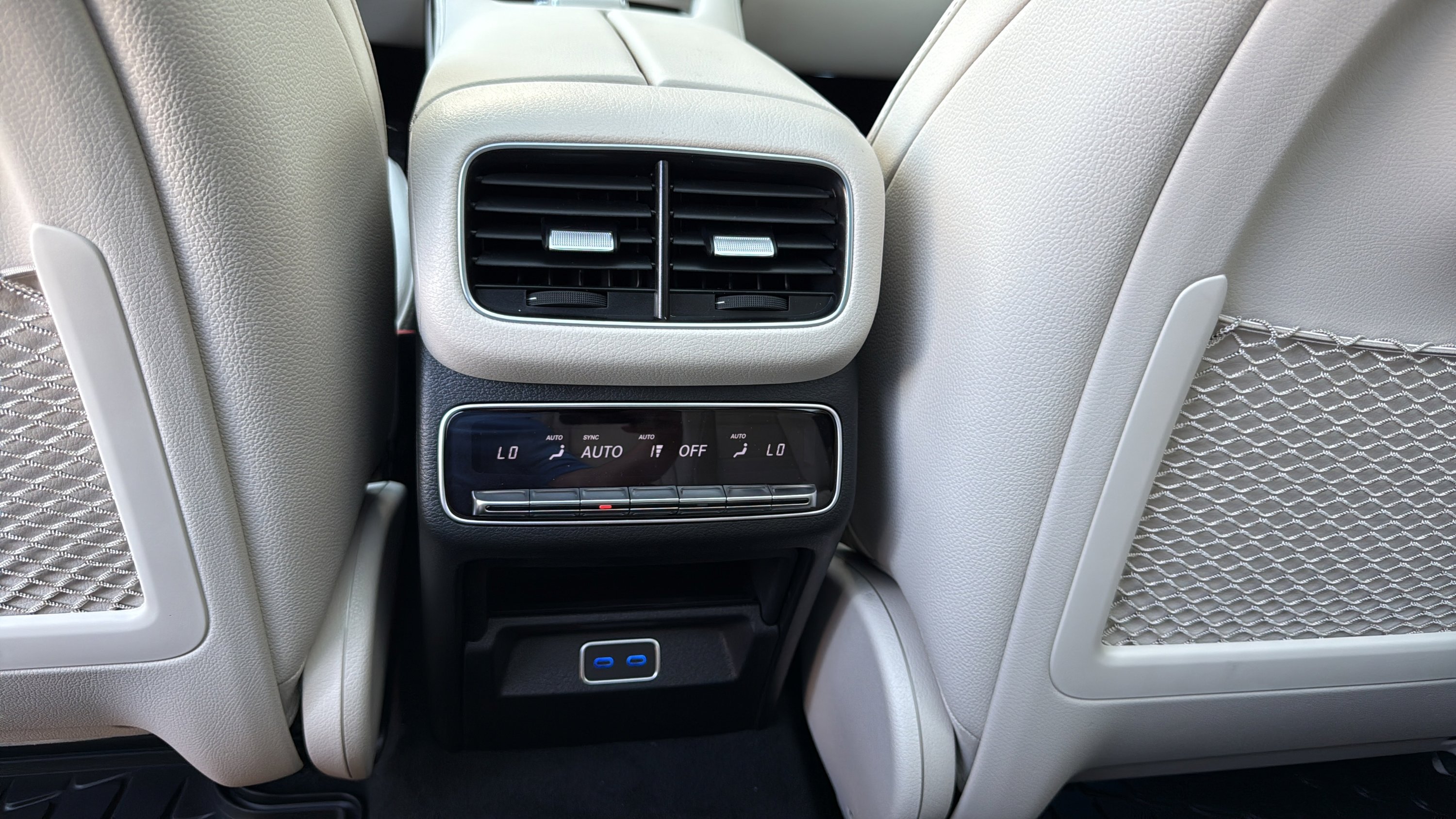 Certified Used 2026 Polar White Mercedes-Benz GLS 450 image 29