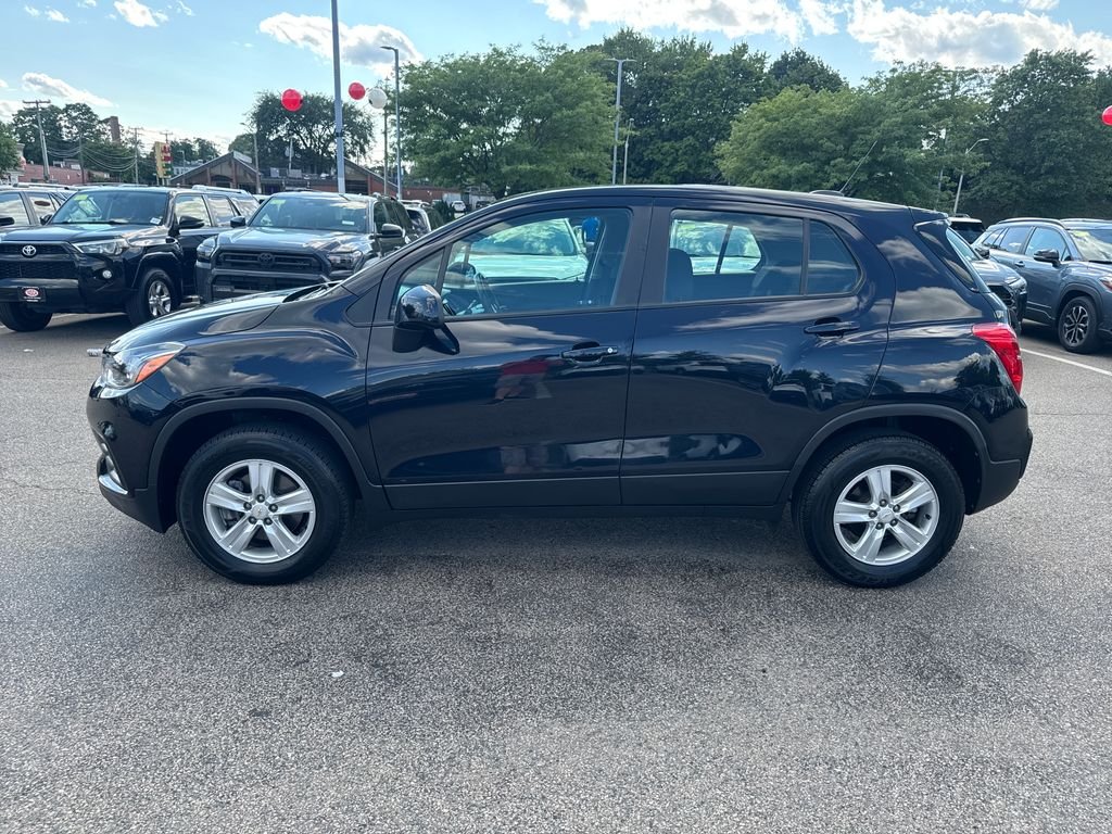 Used 2021 Blue Chevrolet LS image 4