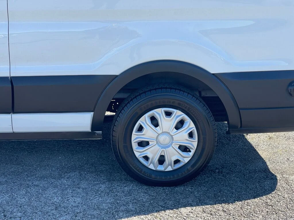 Used 2019 Oxford White Ford XL image 34
