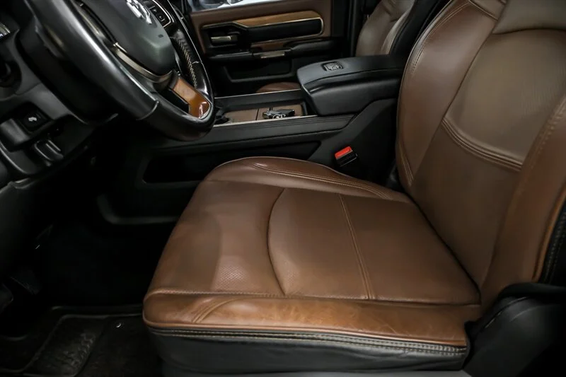 2022 RAM Ram 3500 Pickup Longhorn - Photo 16
