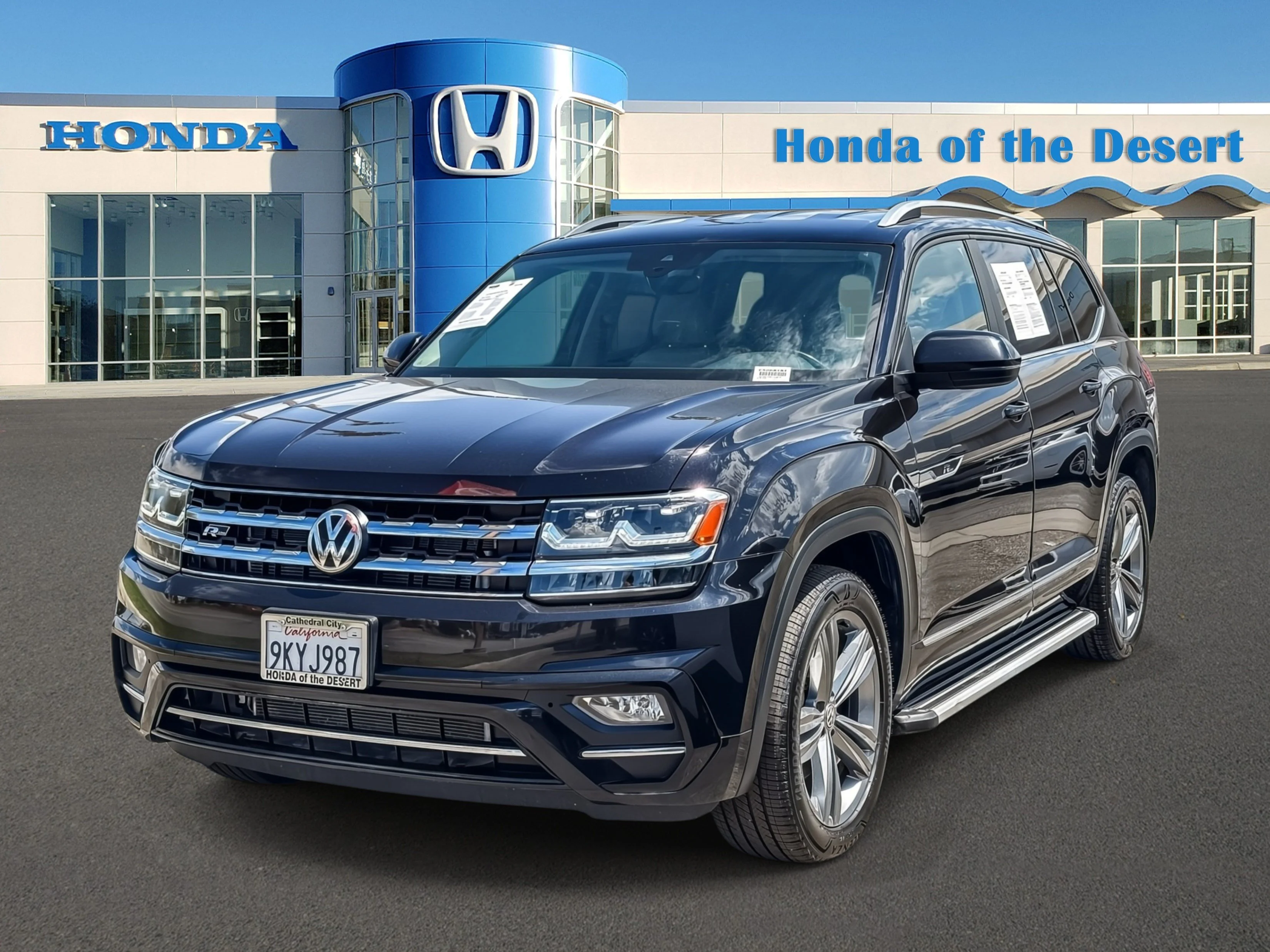 Used 2019 Pacific Blue Metallic Volkswagen 3.6L V6 SE image 3