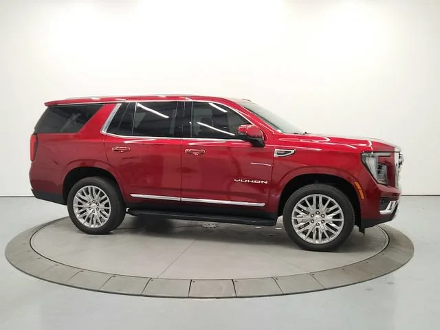 Used 2025 Volcanic Red Tintcoat GMC Elevation image 8