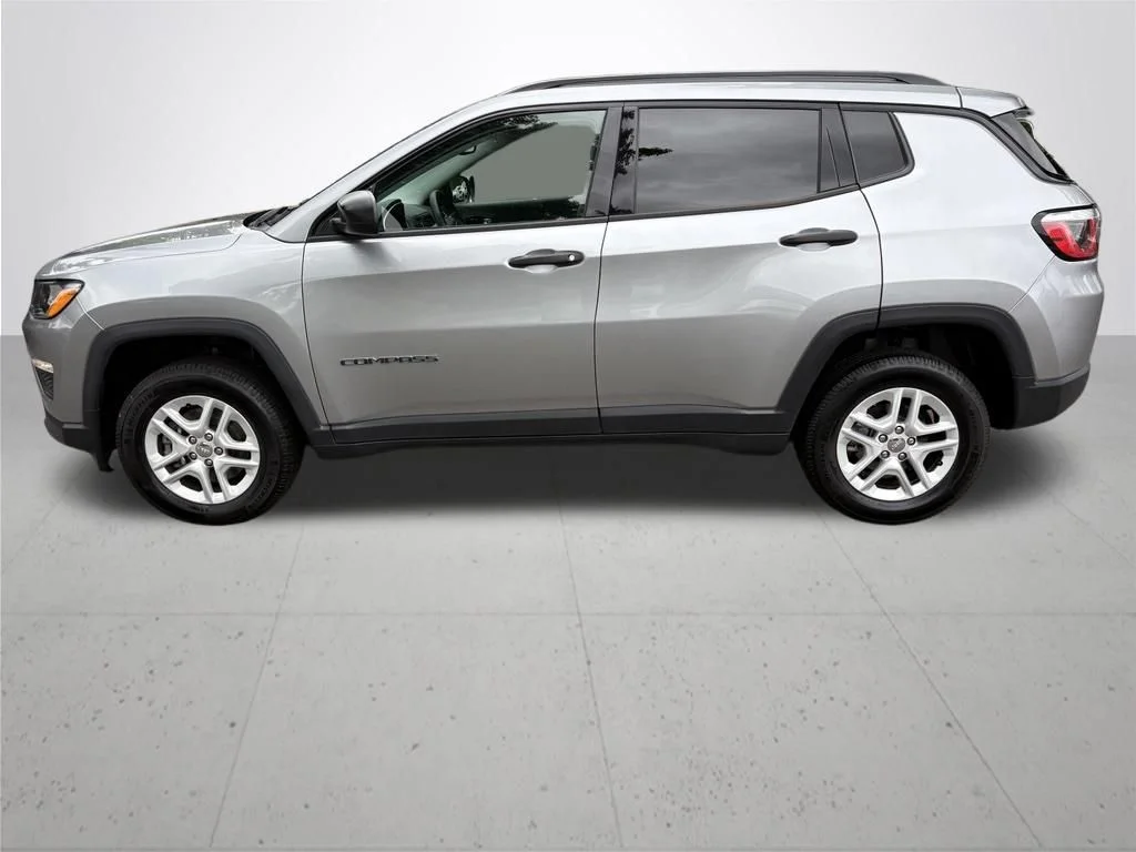 Used 2017 Silver Jeep Sport image 8