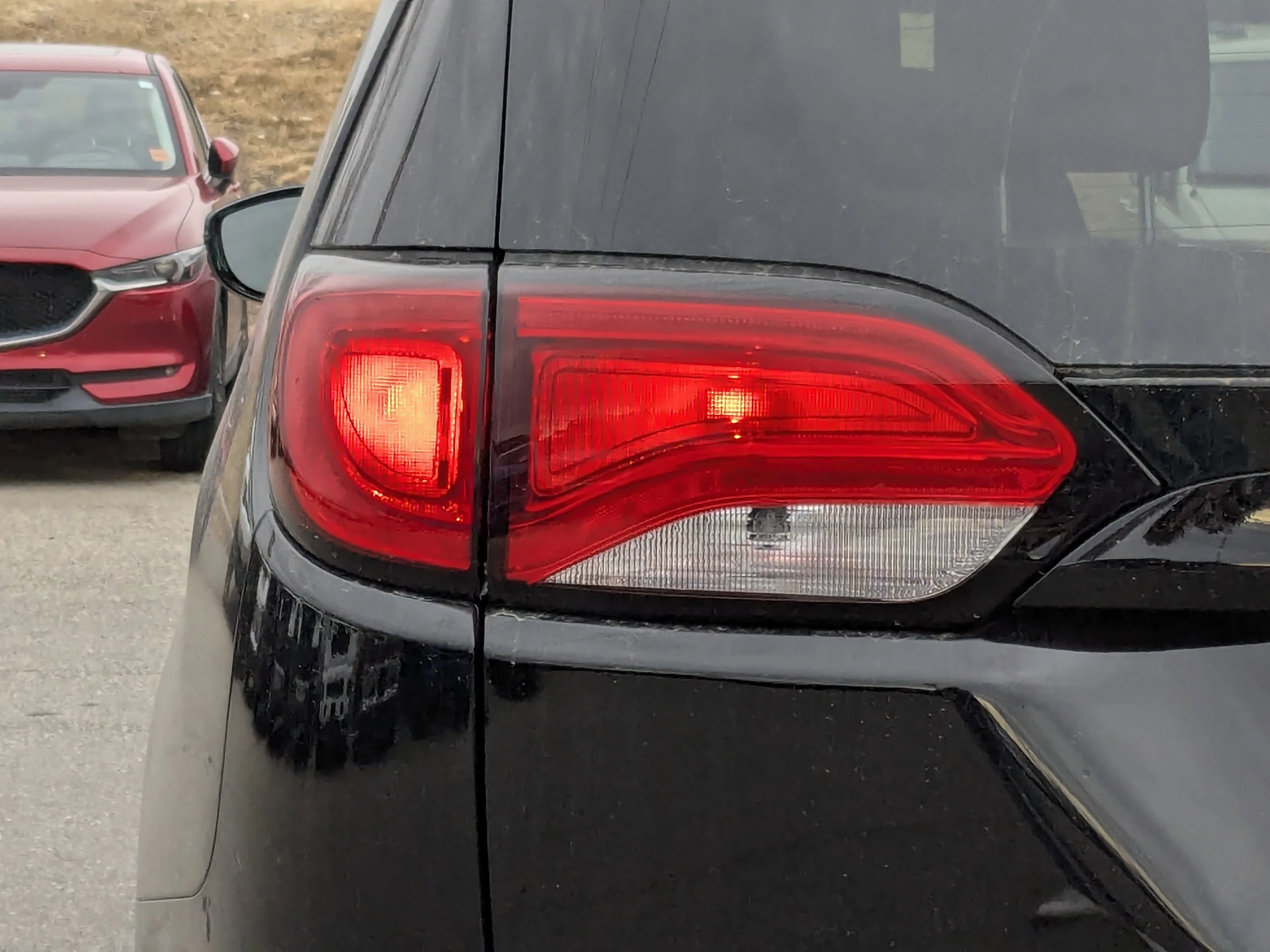 New 2026 Black Chrysler SXT - Power Liftgate - Power Sliding Doors - Leather - Remote Starter & Tons More! image 11