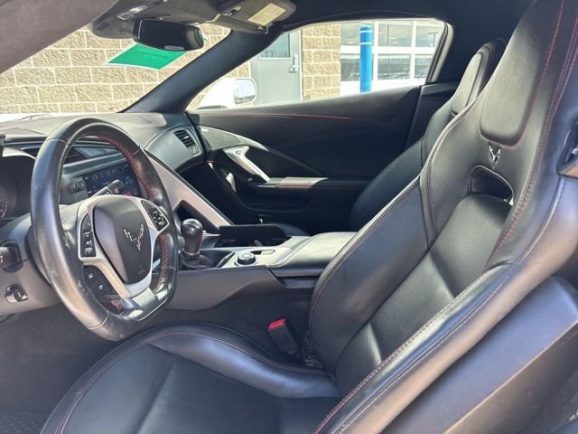 Used 2019 White Chevrolet Stingray Z51 image 11