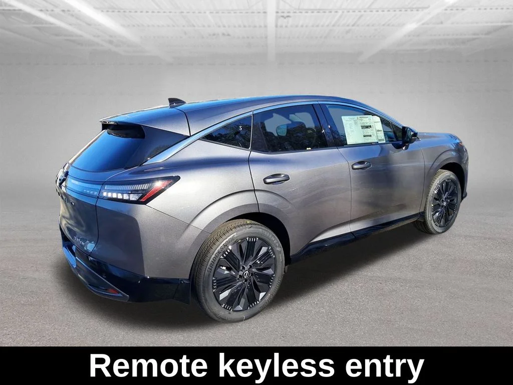 New 2026 Gray Nissan Platinum image 5