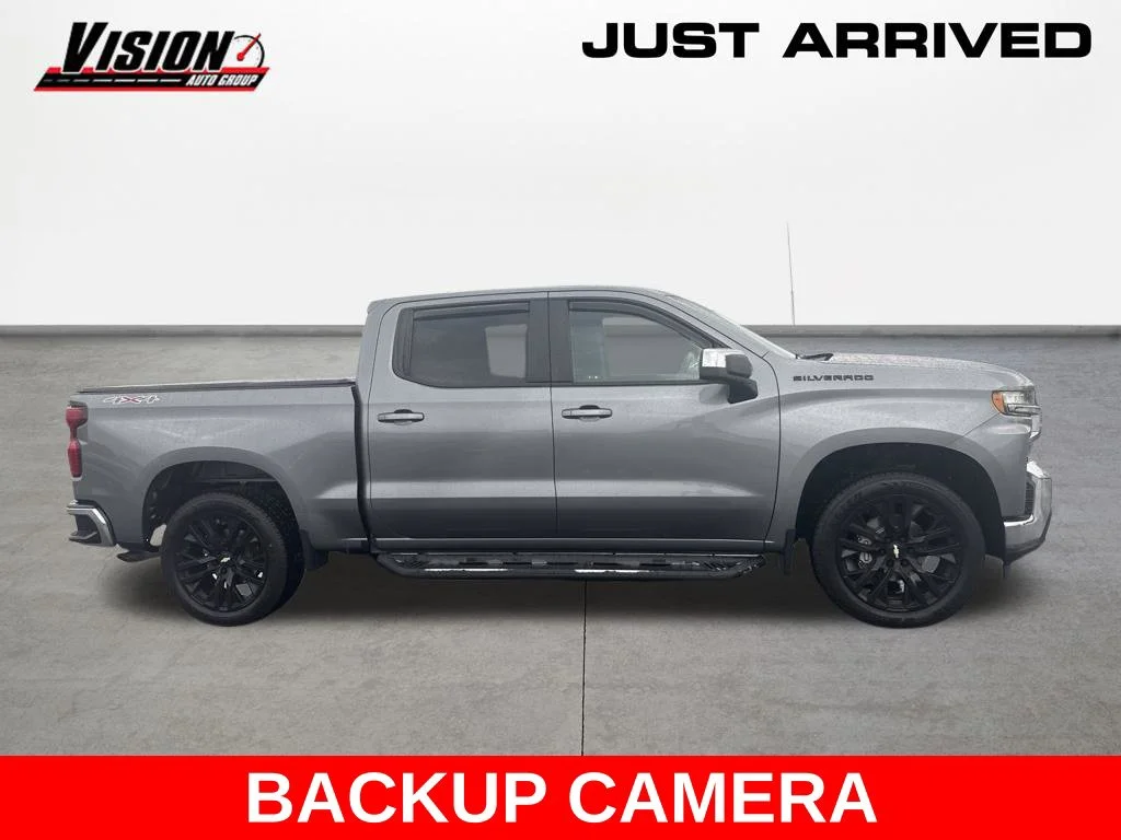 Used 2020 Gray Chevrolet LT image 4