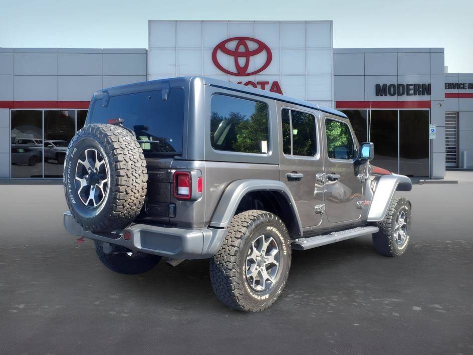 Used 2018 Granite Crystal Metallic Clearcoat Jeep Rubicon image 5
