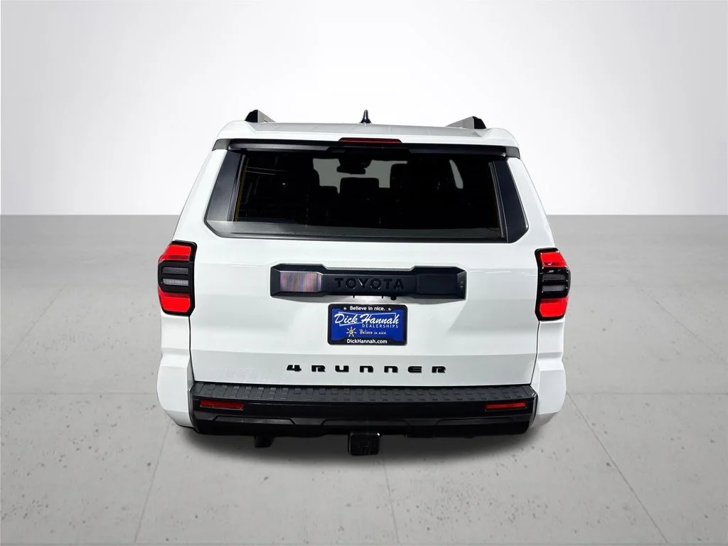 Used 2025 White Toyota SR5 image 7