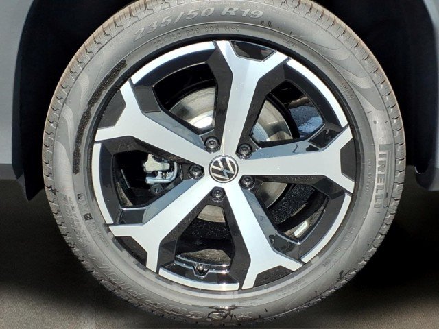 New 2026 Deep Black Pearl Volkswagen SE 4Motion image 12