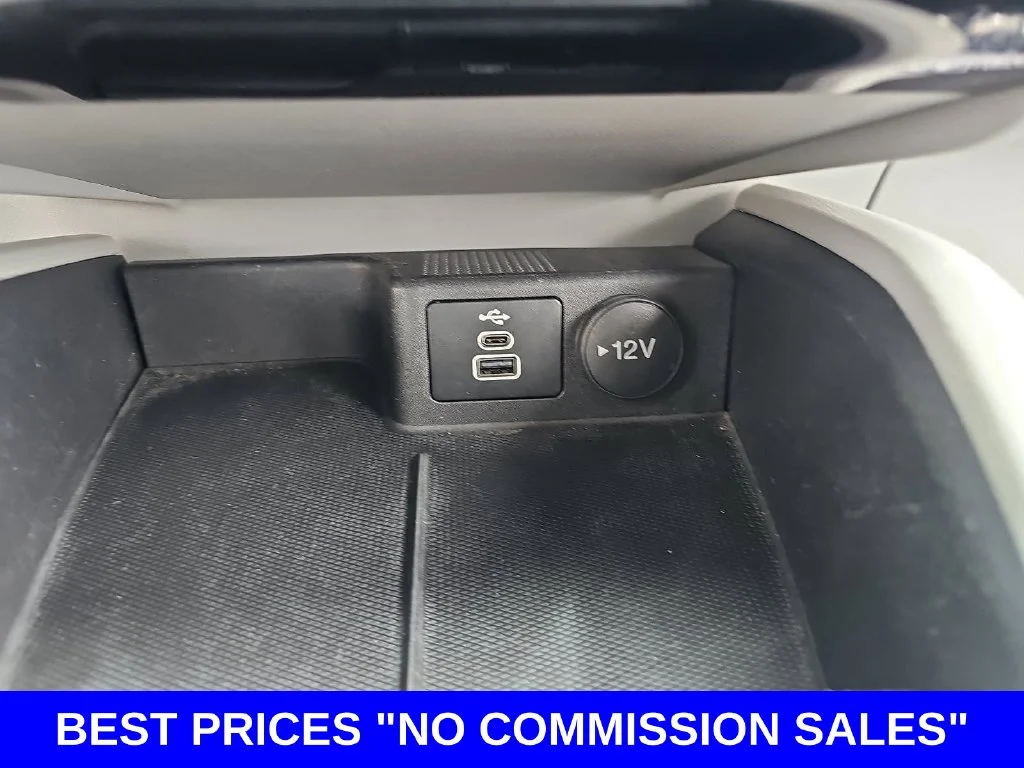 Used 2025 Gray Ford Base image 26