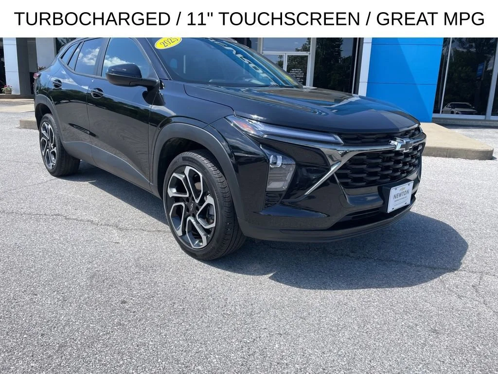 2025 Chevrolet Trax 2RS's photo