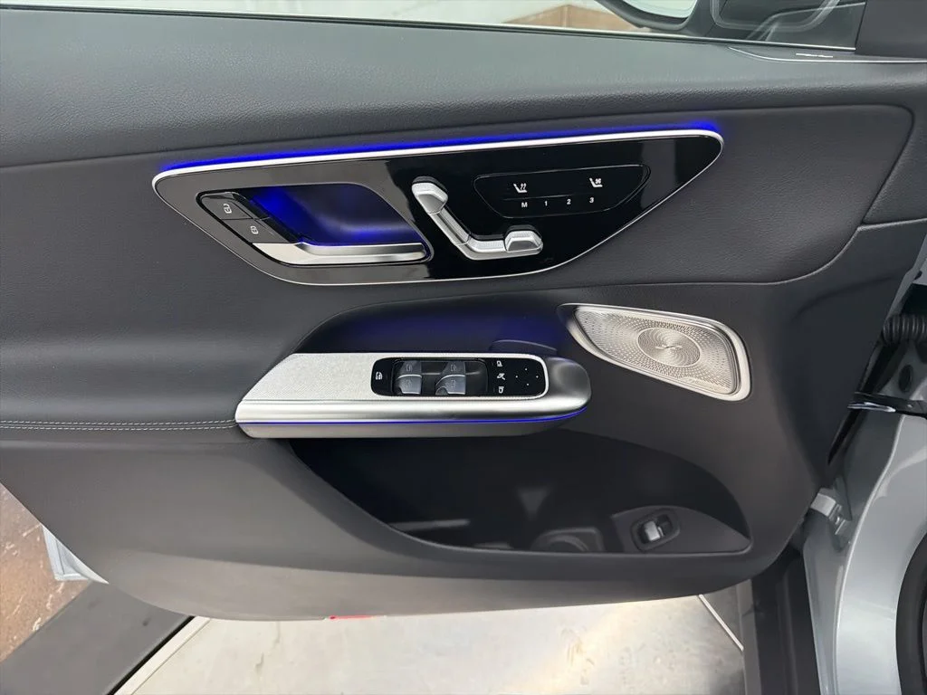 New 2026 Silver Mercedes-Benz GLC 300 image 16