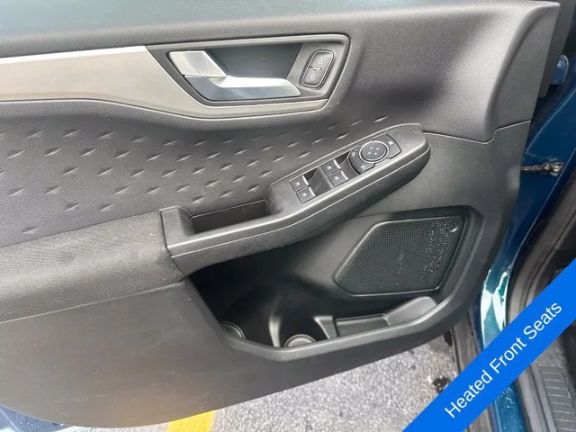 Used 2020 Green Metallic Ford SE image 6
