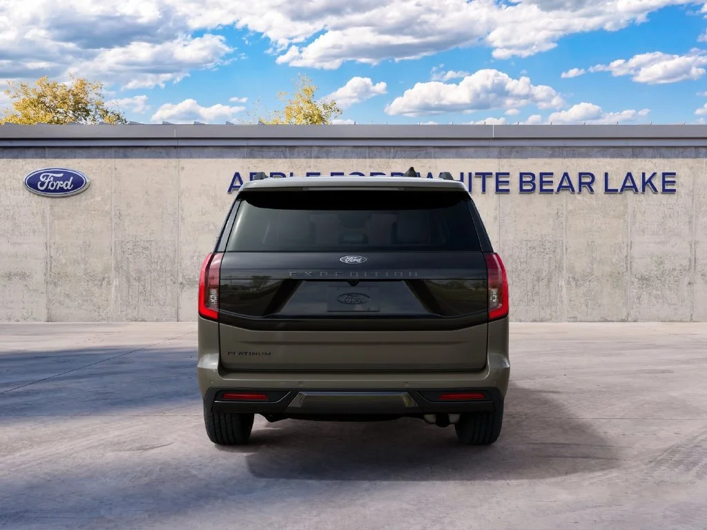 New 2027 Gray Ford Platinum image 7