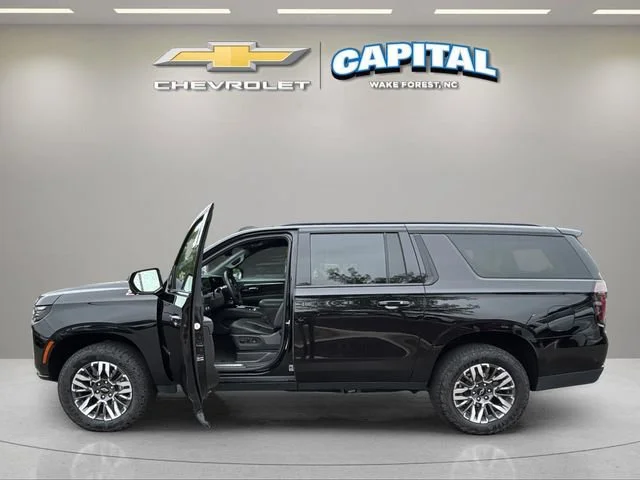 Used 2025 Black Chevrolet Z71 image 9