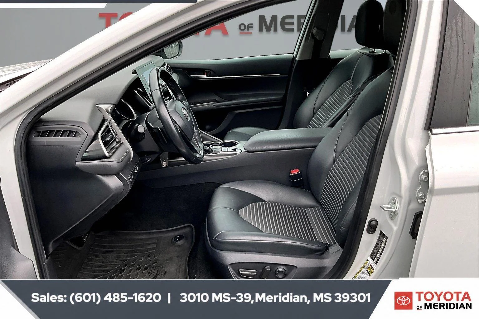 Used 2024 Ice Edge Toyota SE image 18