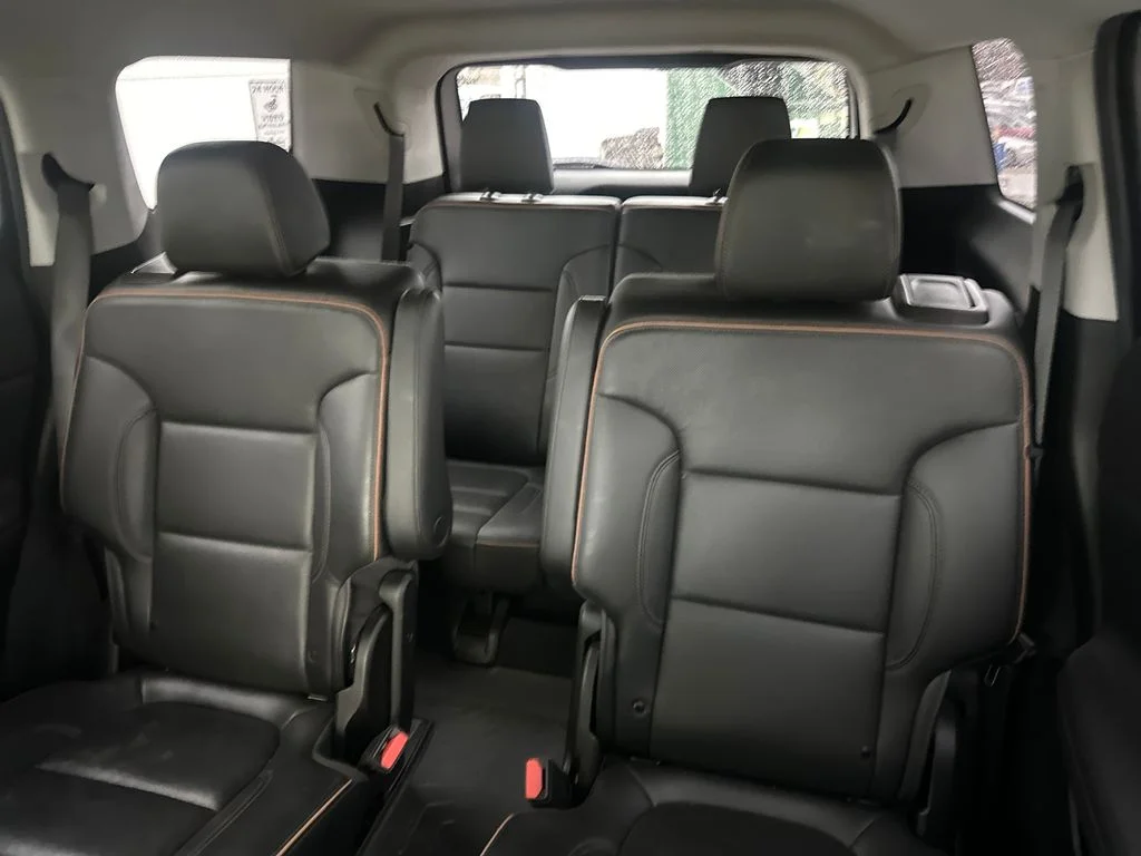 Used 2022 Black GMC AT4 image 17