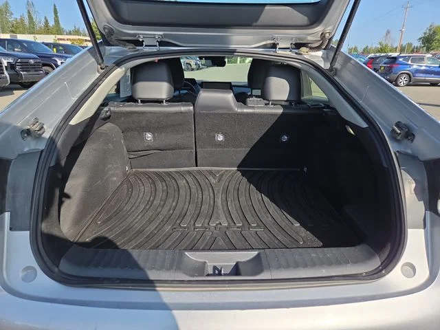 Used 2024  Toyota XLE image 23