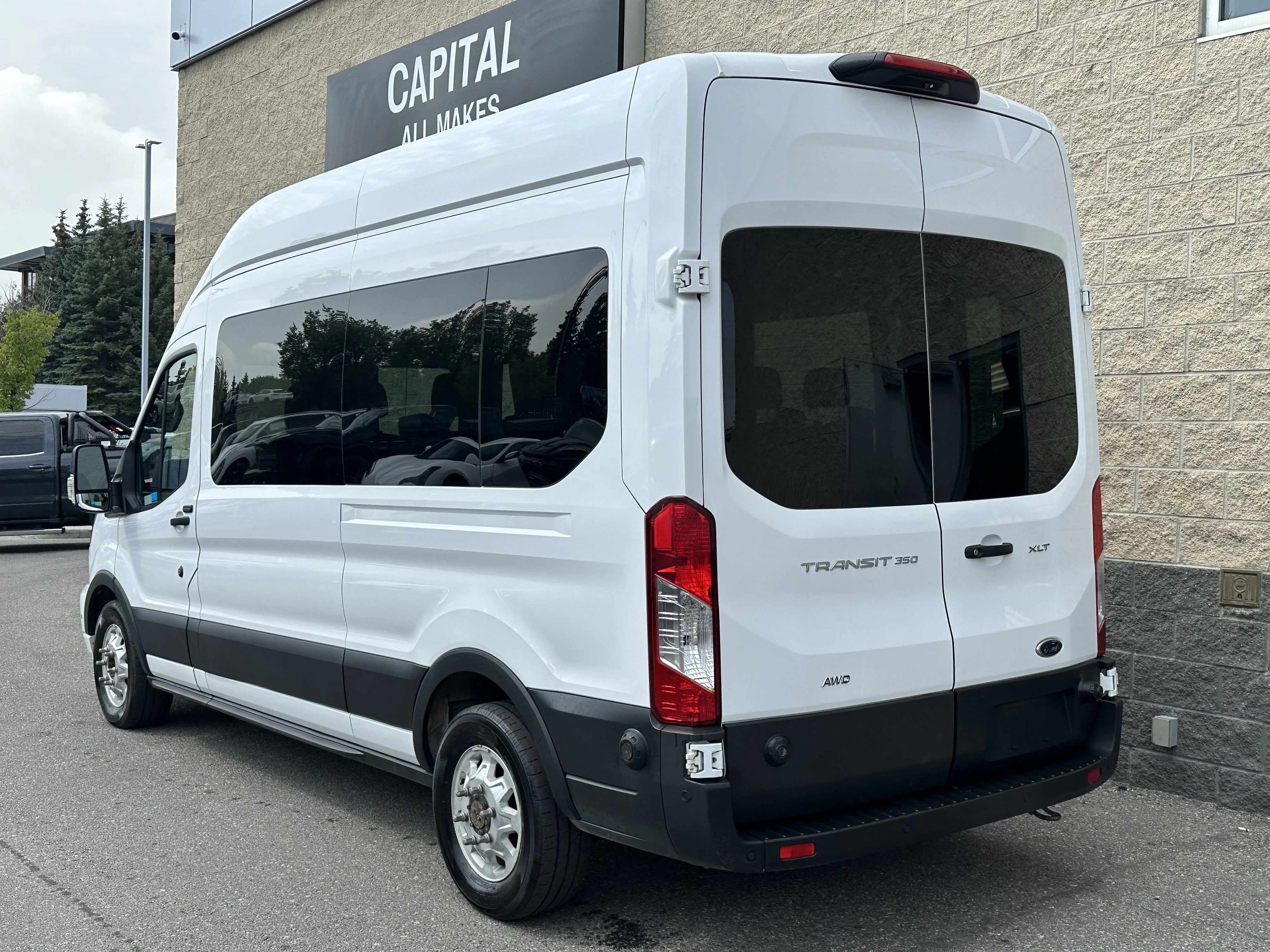 Certified Used 2024  Ford XLT image 4