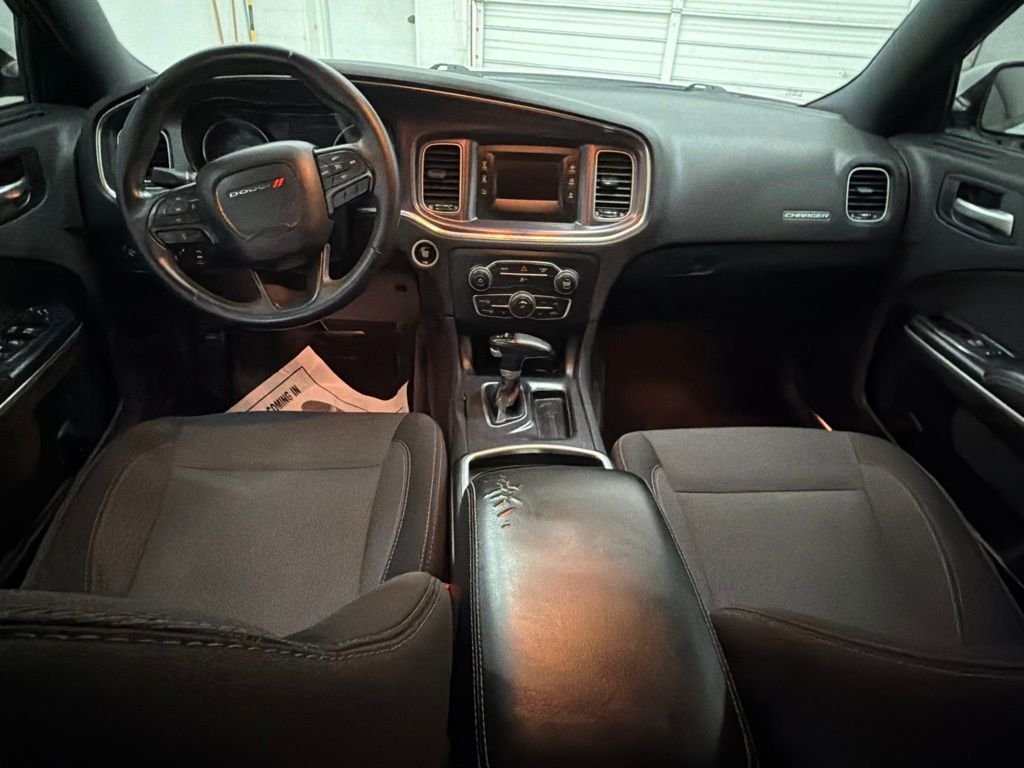 Used 2017 White Dodge SE image 23