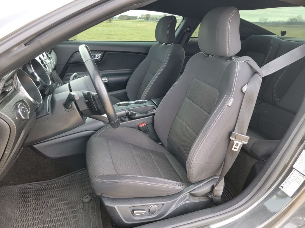 Used 2016 Ford Mustang V6 with VIN 1FA6P8AM1G5267866 for sale in Marion, IL