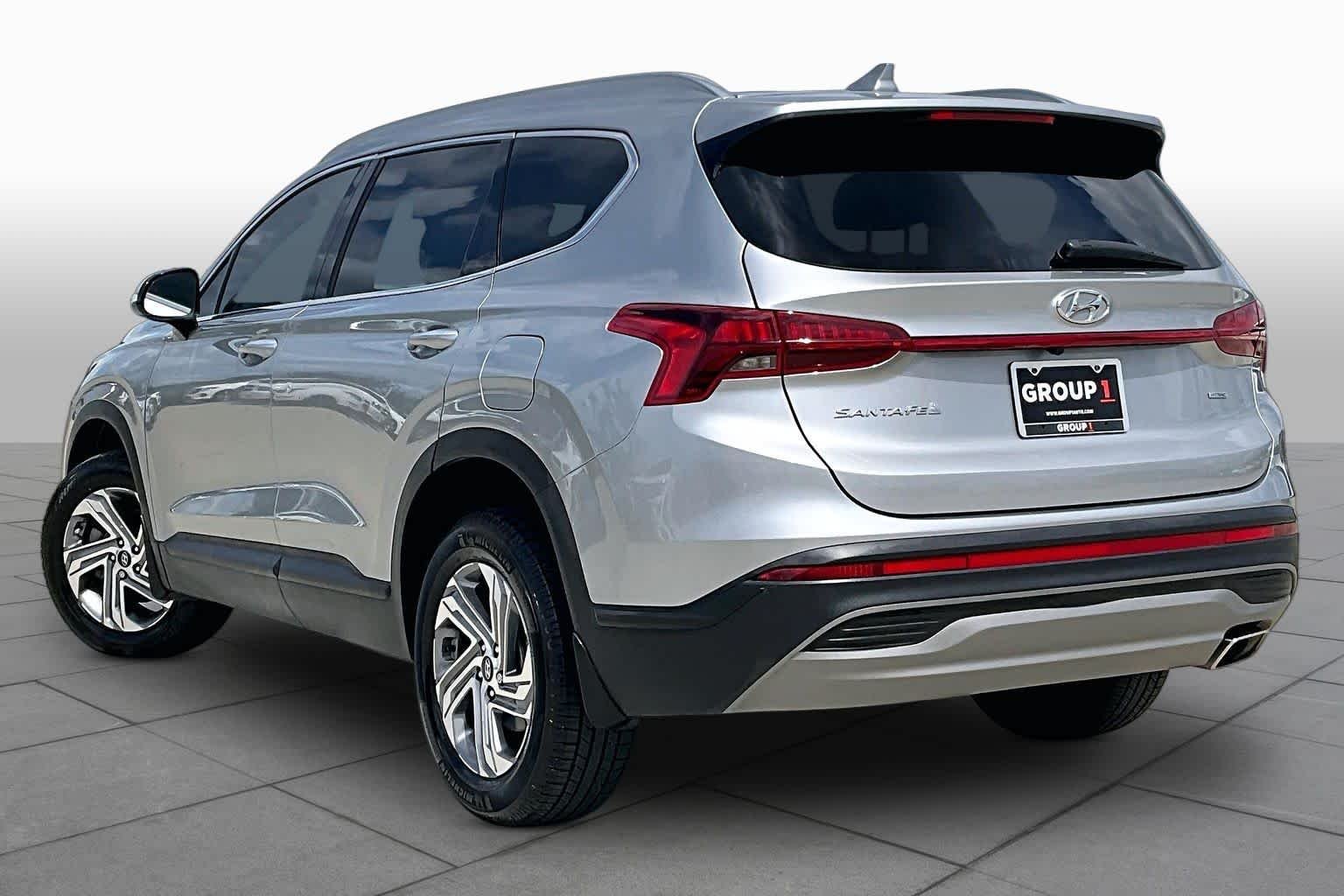 Used 2023 Shimmering Silver Hyundai SEL image 12