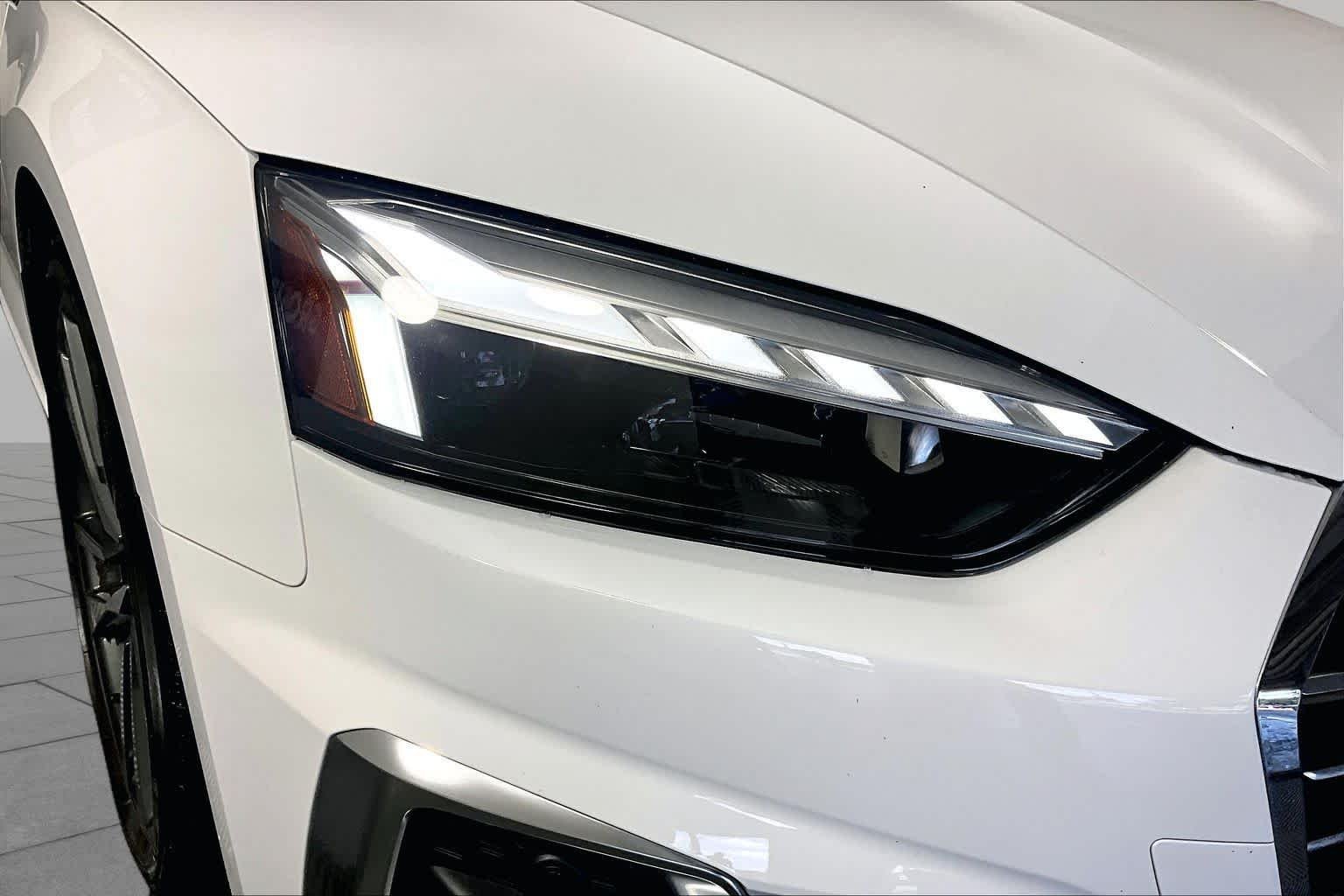 Used 2024  Audi Premium Plus image 26