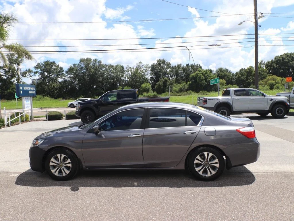 Used 2014  Honda LX image 5
