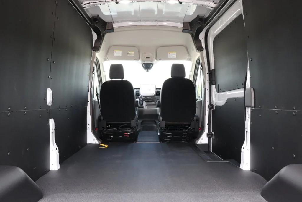 New 2027 Oxford White Ford Cargo Van image 22