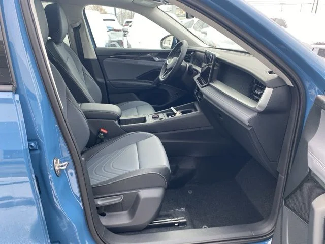 2026 Volkswagen Tiguan SE - Photo 47