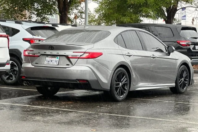 Used 2026  Toyota SE image 4
