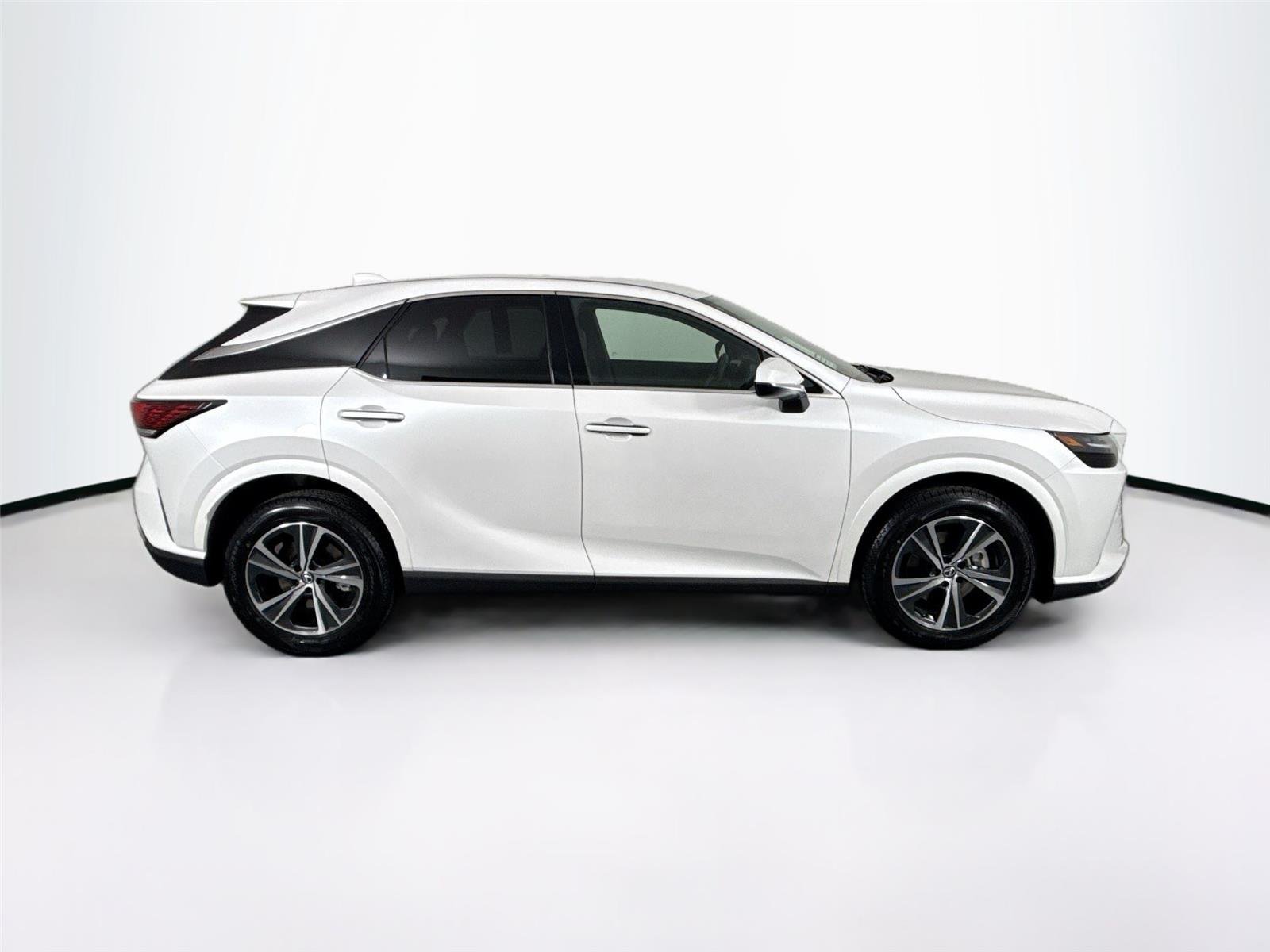 Used 2024 Eminent White Pearl Lexus Base image 10
