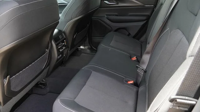 New 2026 Velvet Red Pearlcoat Jeep Laredo image 13