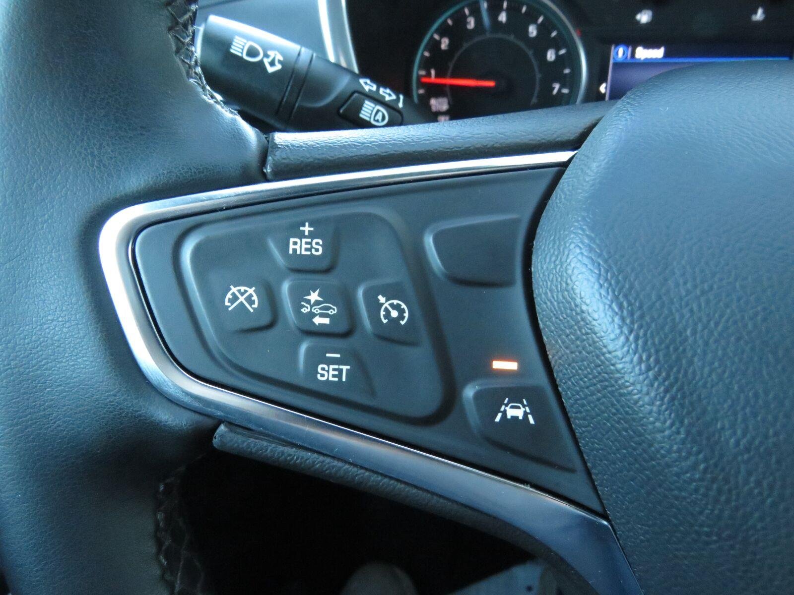 Used 2024 Summit White Chevrolet LT image 36