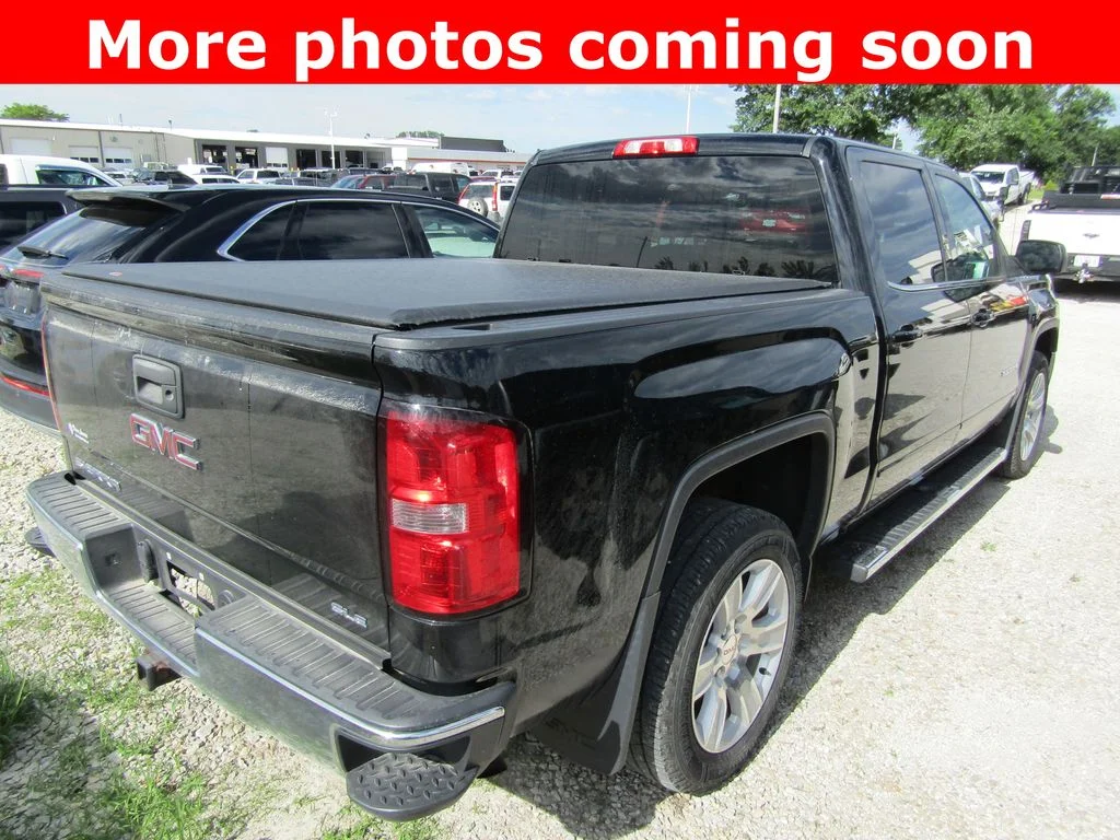 Used 2015 Onyx Black GMC SLE image 5