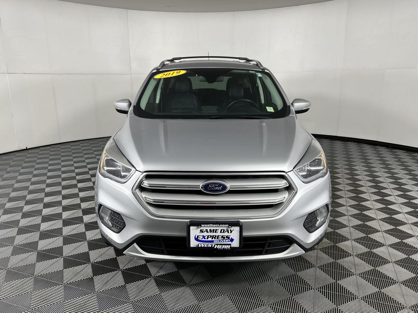 Used 2019 Ingot Silver Ford Titanium image 10