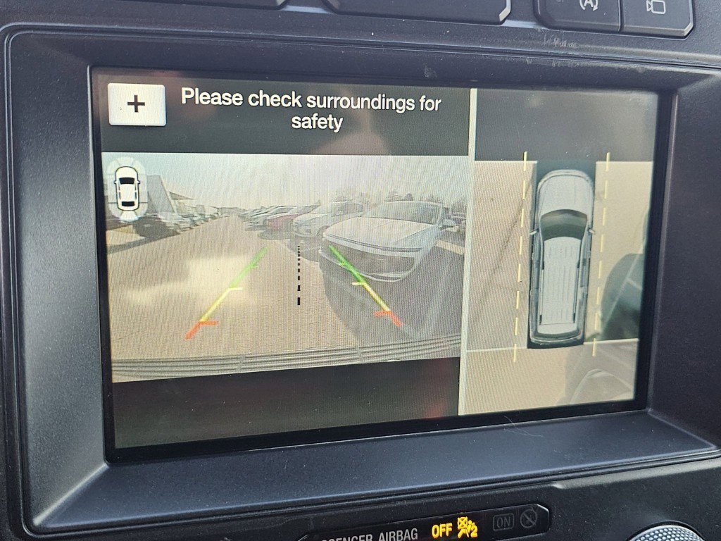 Used 2018 Shadow Black Ford Platinum image 11