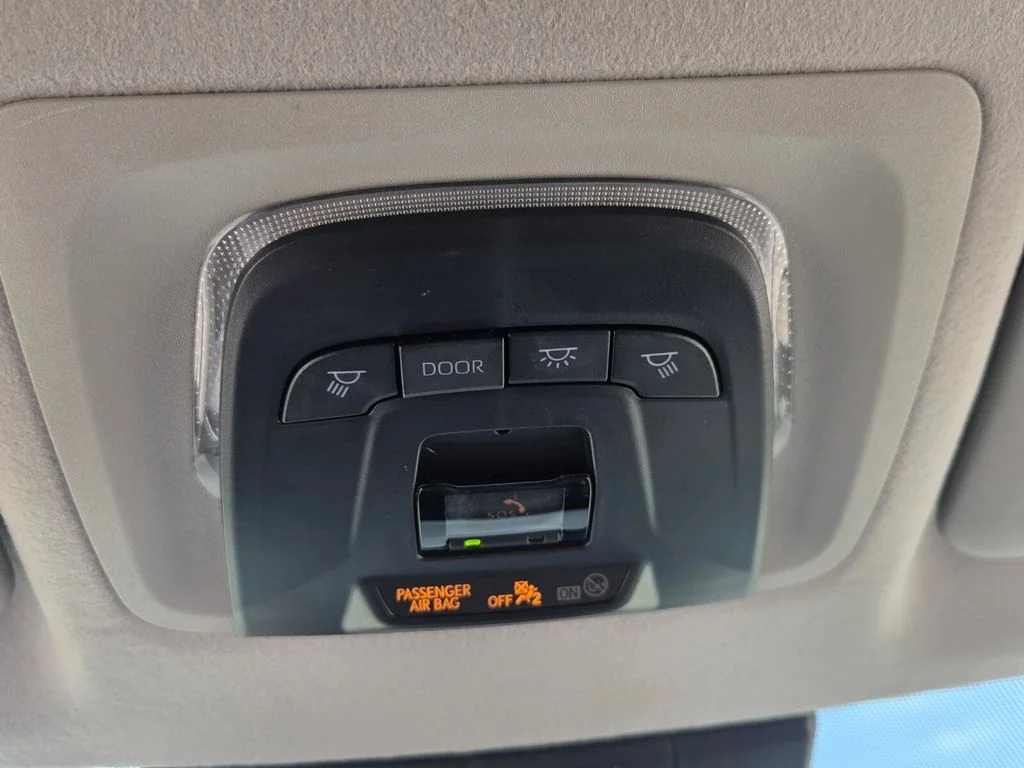 Used 2023 Silver Toyota L image 22