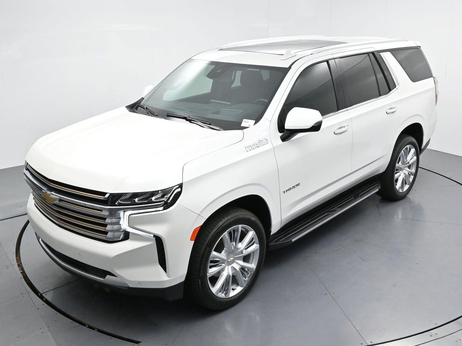 Used 2024 Iridescent Pearl Tricoat Chevrolet High Country image 41