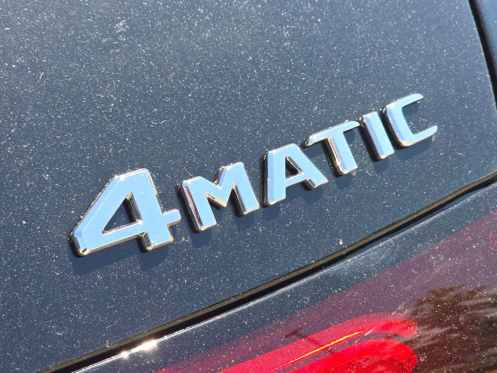 New 2026 Black Mercedes-Benz GLC 300 image 43