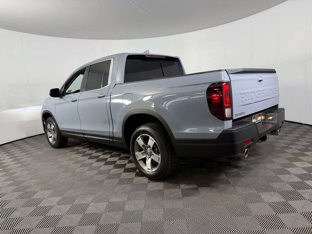 Used 2025 Gray Honda RTL image 8