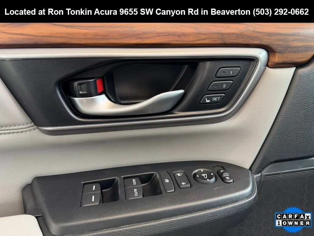 Used 2018 Obsidian Blue Pearl Honda Touring image 12
