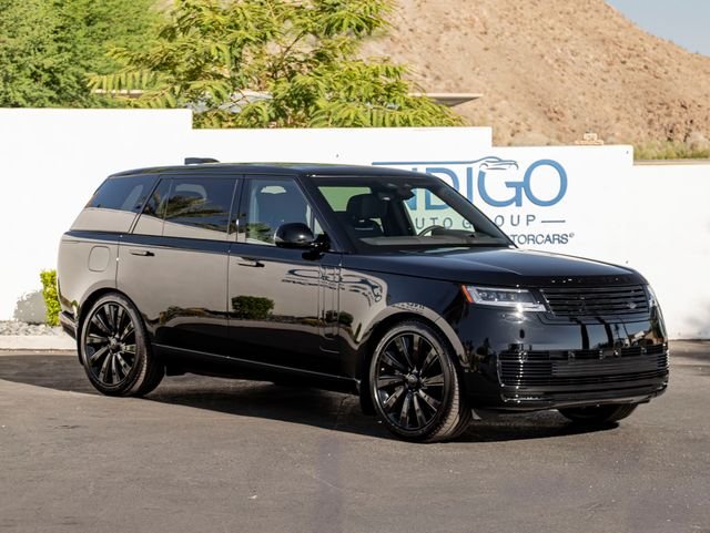 New 2026 Narvik Black Land Rover SV Black Edition image 4