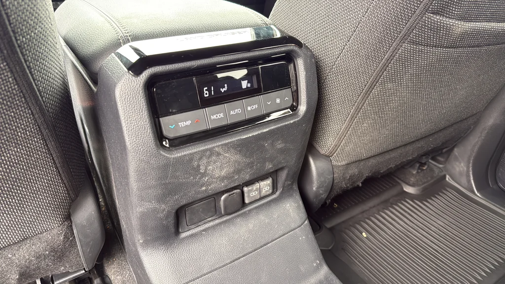 Used 2025  Toyota 1958 image 16