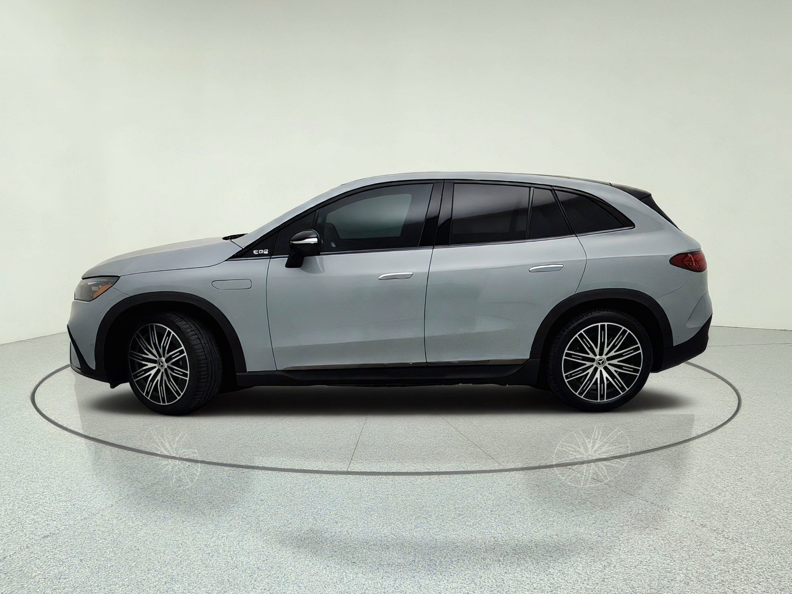 Certified Used 2024 MANUFAKTUR Alpine Grey Mercedes-Benz EQE 350+ image 14