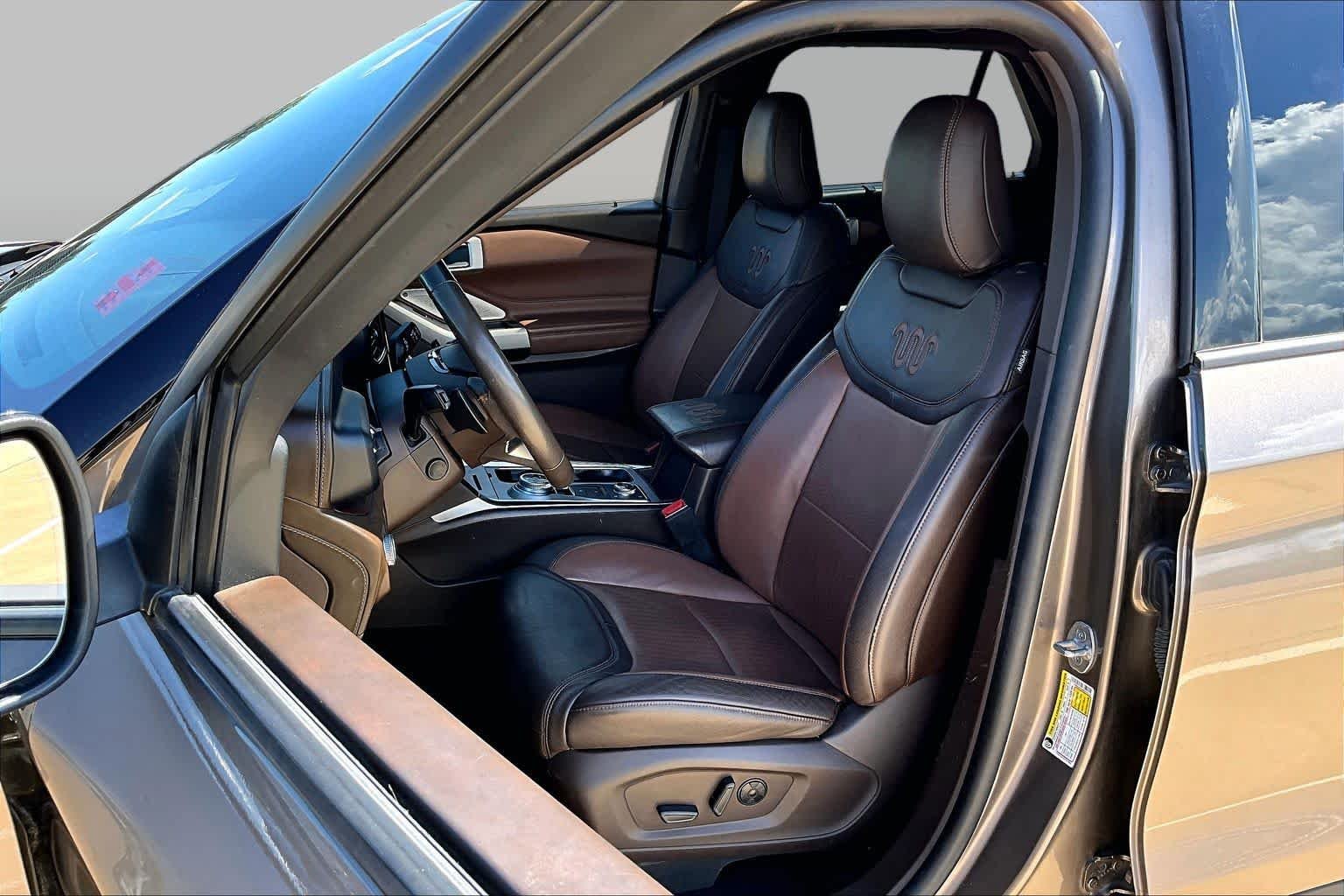 Used 2021 Stone Gray Metallic Ford King Ranch image 8