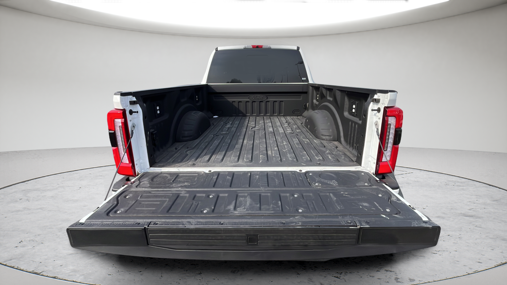 New 2026 Star White Metallic Tri-Coat Ford F-250® Platinum® image 22