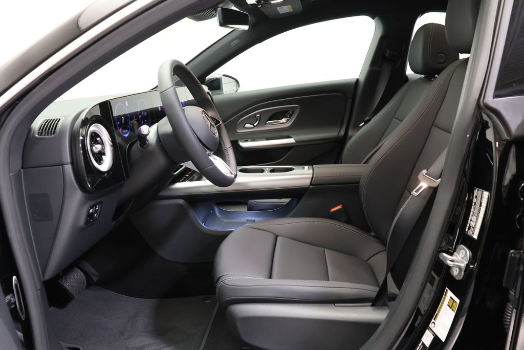 New 2027 Night Black Mercedes-Benz CLA 220 image 33
